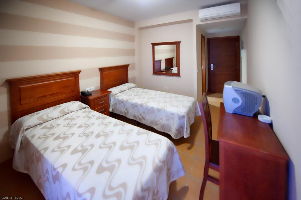 Habitación Doble - 2 camas (HCR) - 10